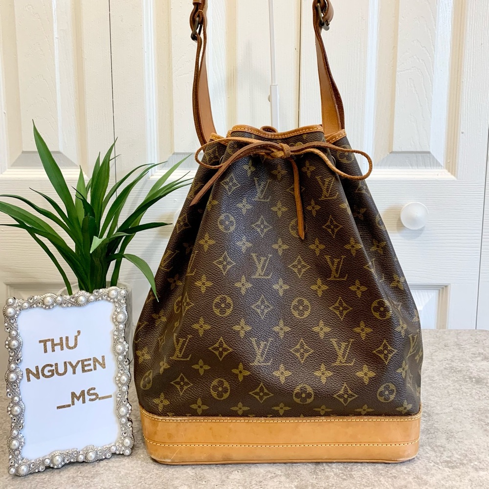 Authentic Louis Vuitton Neo petit GM